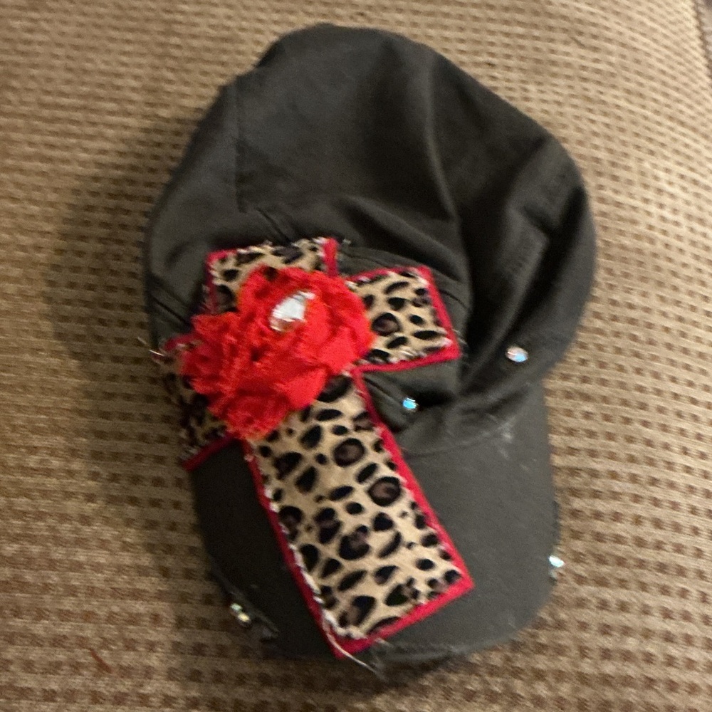 Lady’s Cadet  Gray Cap with Red Floral Leopard Cross Accent